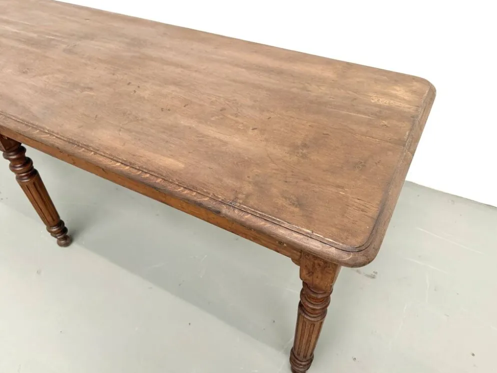 Table en chêne massif à 6 pieds tournés (1900)