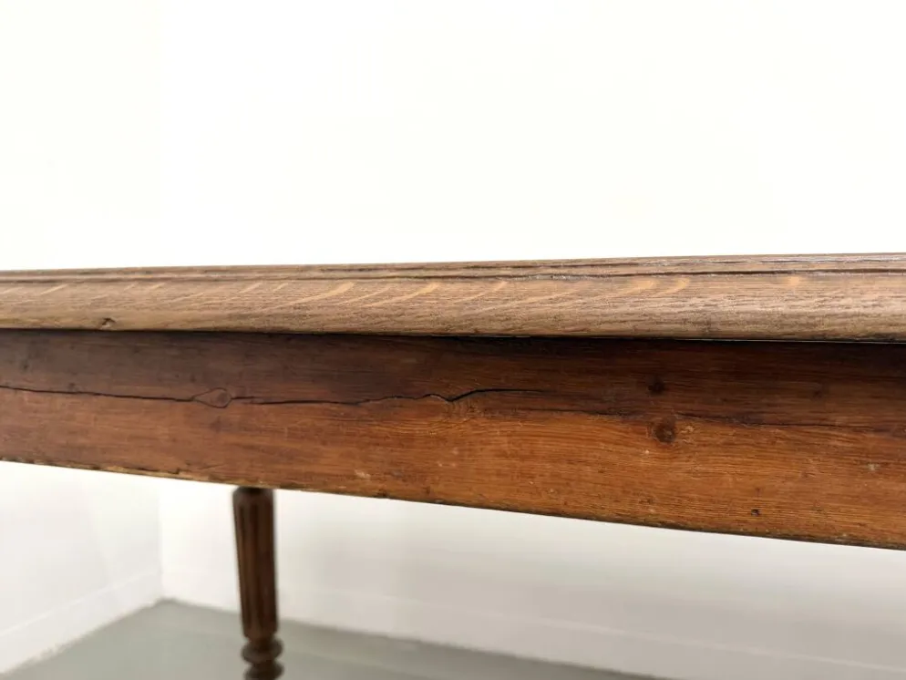 Table en chêne massif à 6 pieds tournés (1900)