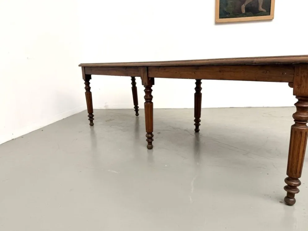 Table en chêne massif à 6 pieds tournés (1900)