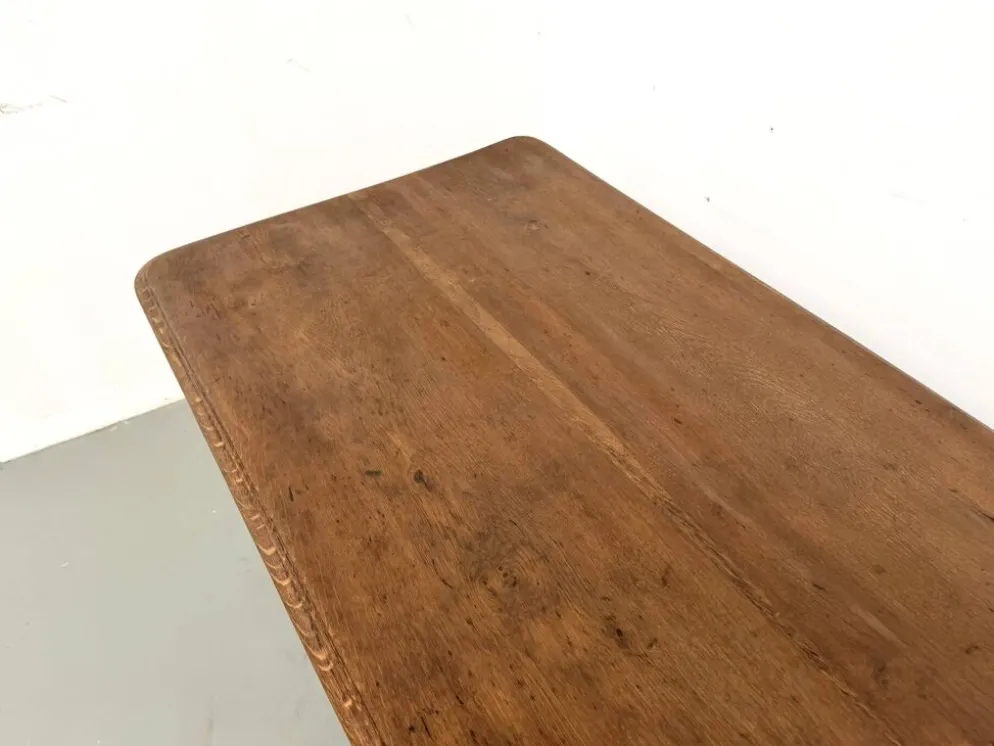 Table en chêne massif à 6 pieds tournés (1900)