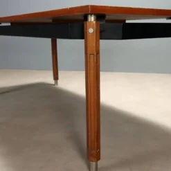 Table en hêtre, acajou et aluminium, Italie années 1960