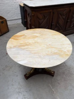 Table en laiton et onyx années 50