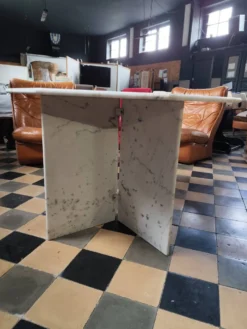 Table en marbre