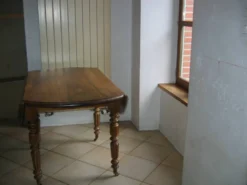 Table en noyer