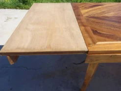 Table en noyer massif, avec rallonges