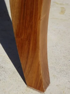 Table en noyer massif, avec rallonges