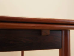 Table en palissandre, design danois, années 1970, fabriquée au Danemark