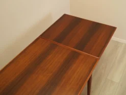Table en palissandre, design danois, années 1970, fabriquée au Danemark