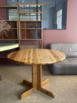 Table en pin massif
