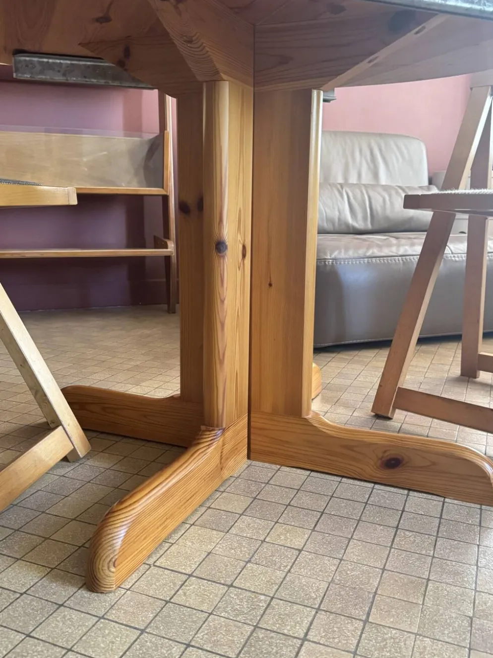 Table en pin massif