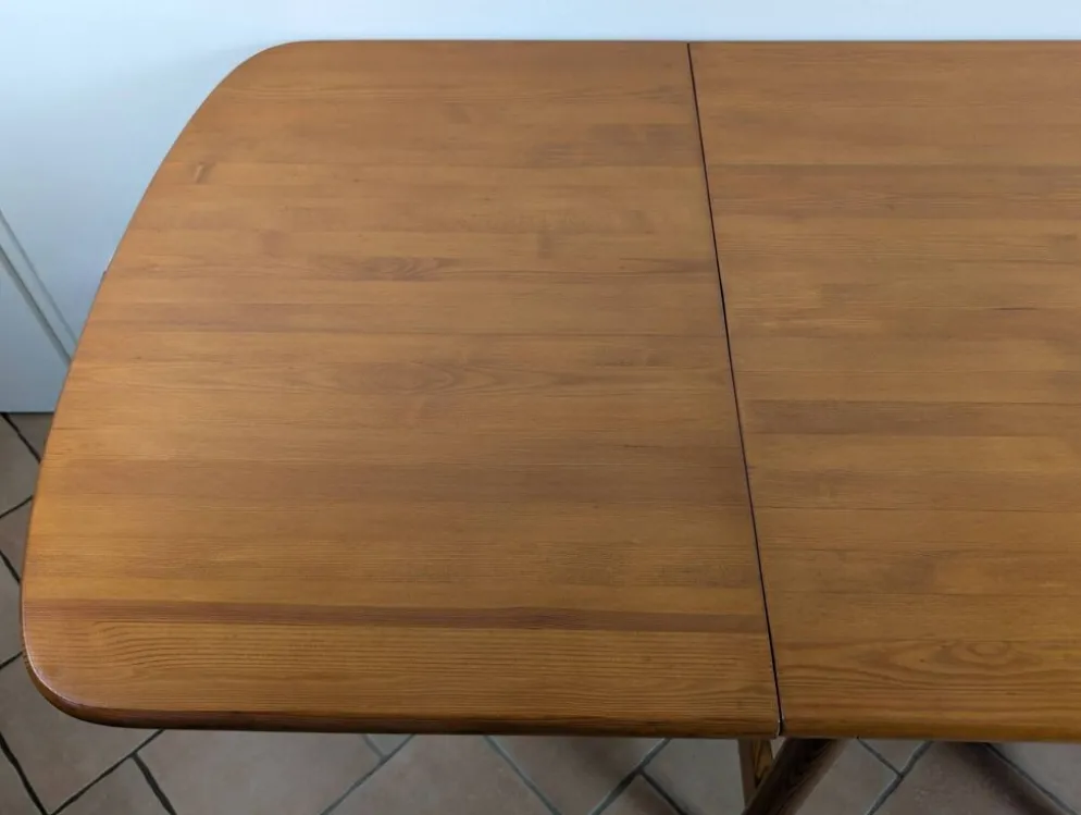 Table en pin massif Eero Aarnio