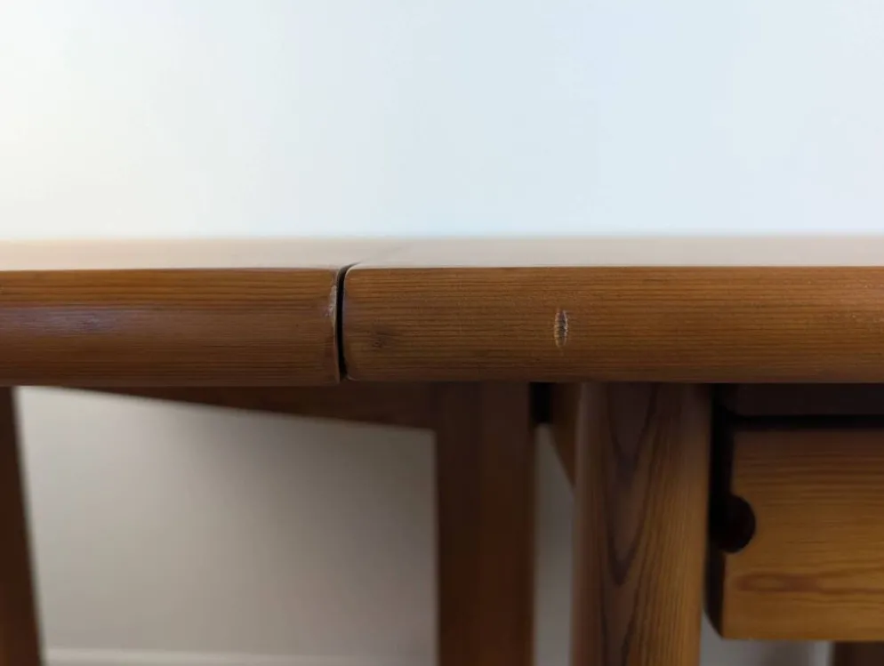 Table en pin massif Eero Aarnio