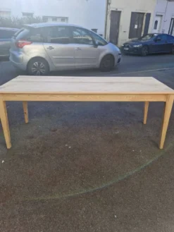 Table en sapin
