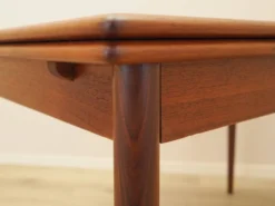 Table en teck, design danois, années 1970, fabriquée au Danemark
