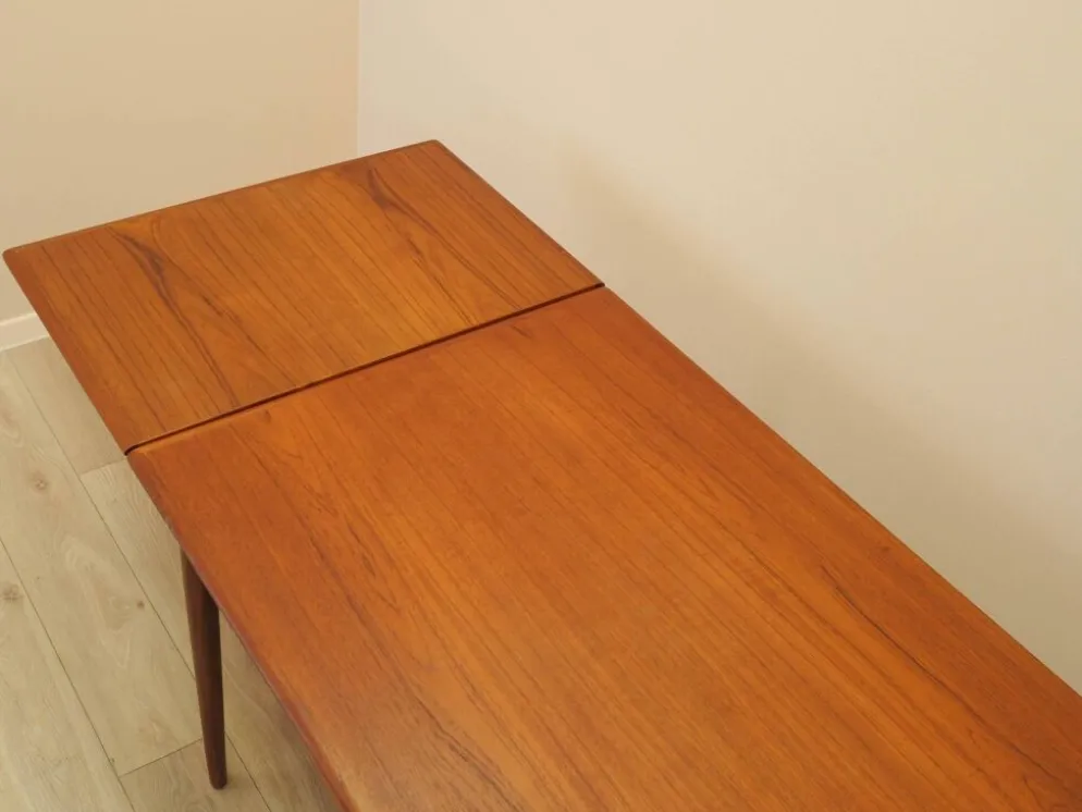 Table en teck, design danois, années 1970, fabriquée au Danemark