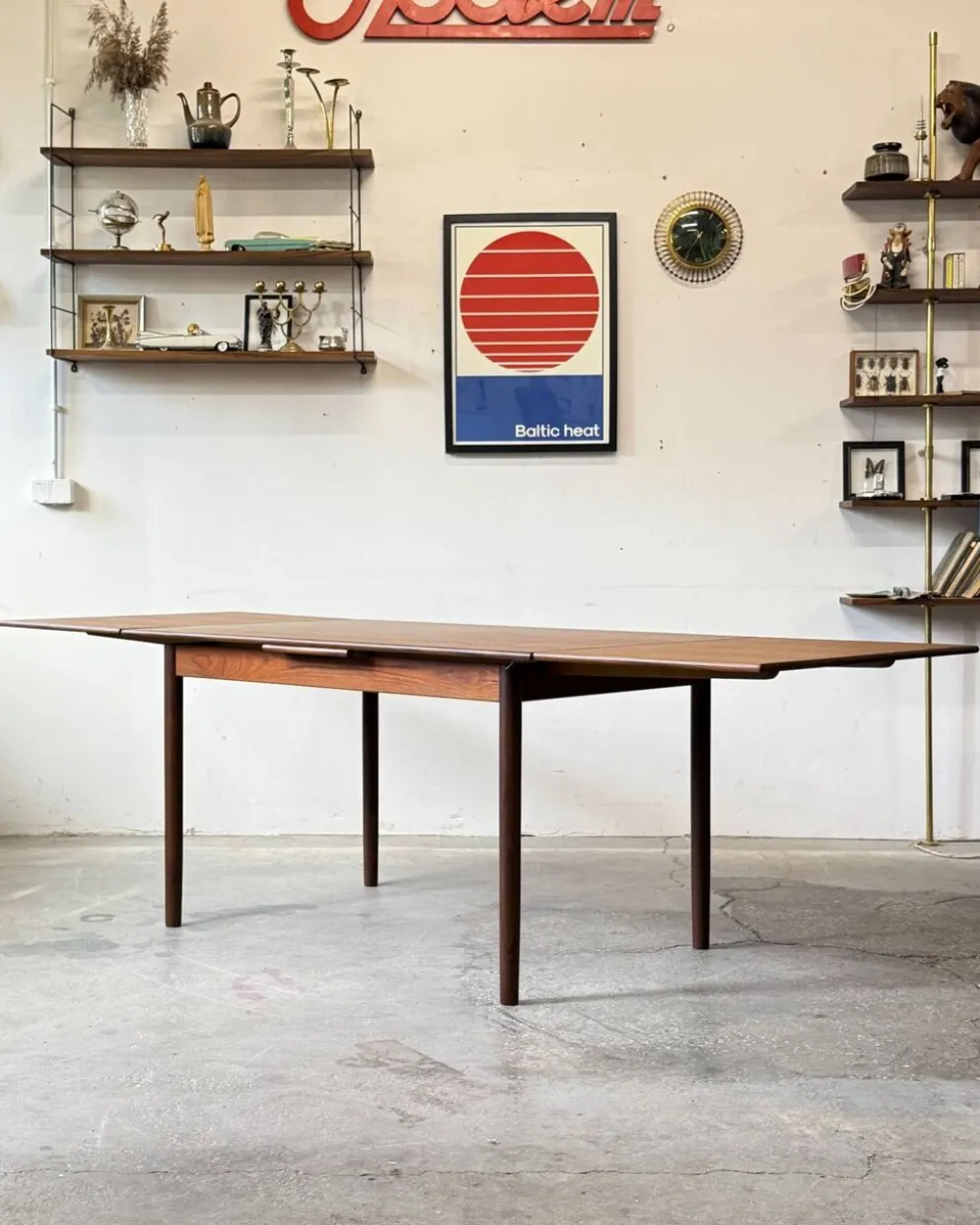 Table en teck extensible, Danemark 1960s/1970s, VNTG, Mid-C Modern