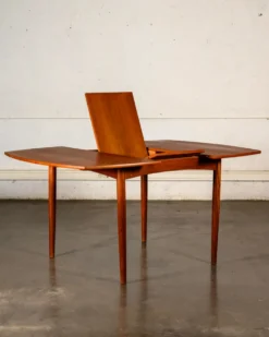Table en teck rallonge papillon