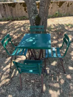 table et chaises bistrot