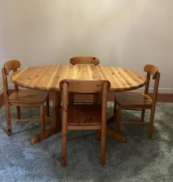 Table et chaises pin années 60