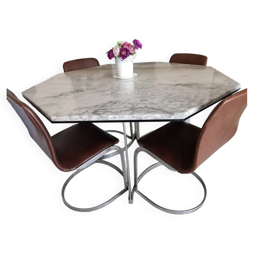 Table et chaises vintages
