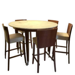 Table et 5 tabourets 