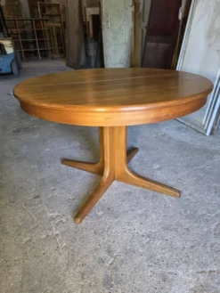 Table extensible Baumann en teck des années 60, (2 rallonges)