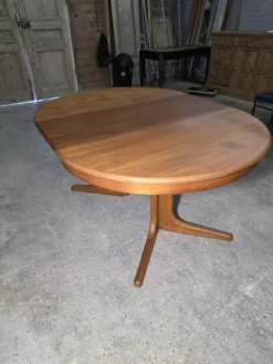 Table extensible Baumann en teck des années 60, (2 rallonges)