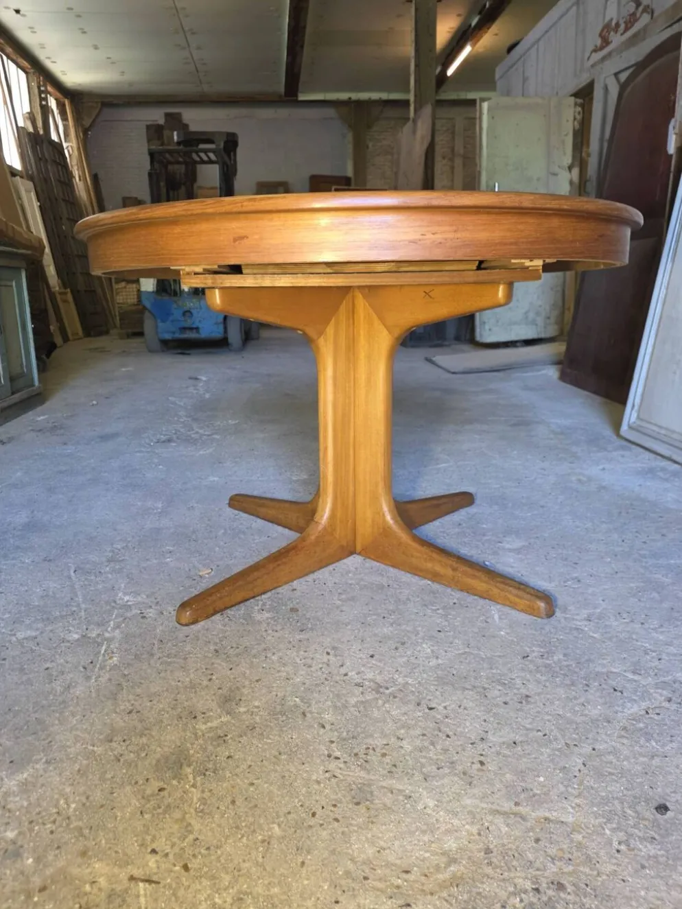 Table extensible Baumann en teck des années 60, (2 rallonges)