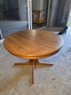 Table extensible Baumann en teck des années 60, (2 rallonges)
