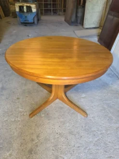 Table extensible Baumann en teck des années 60, (2 rallonges)