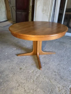 Table extensible Baumann en teck des années 60, (2 rallonges)