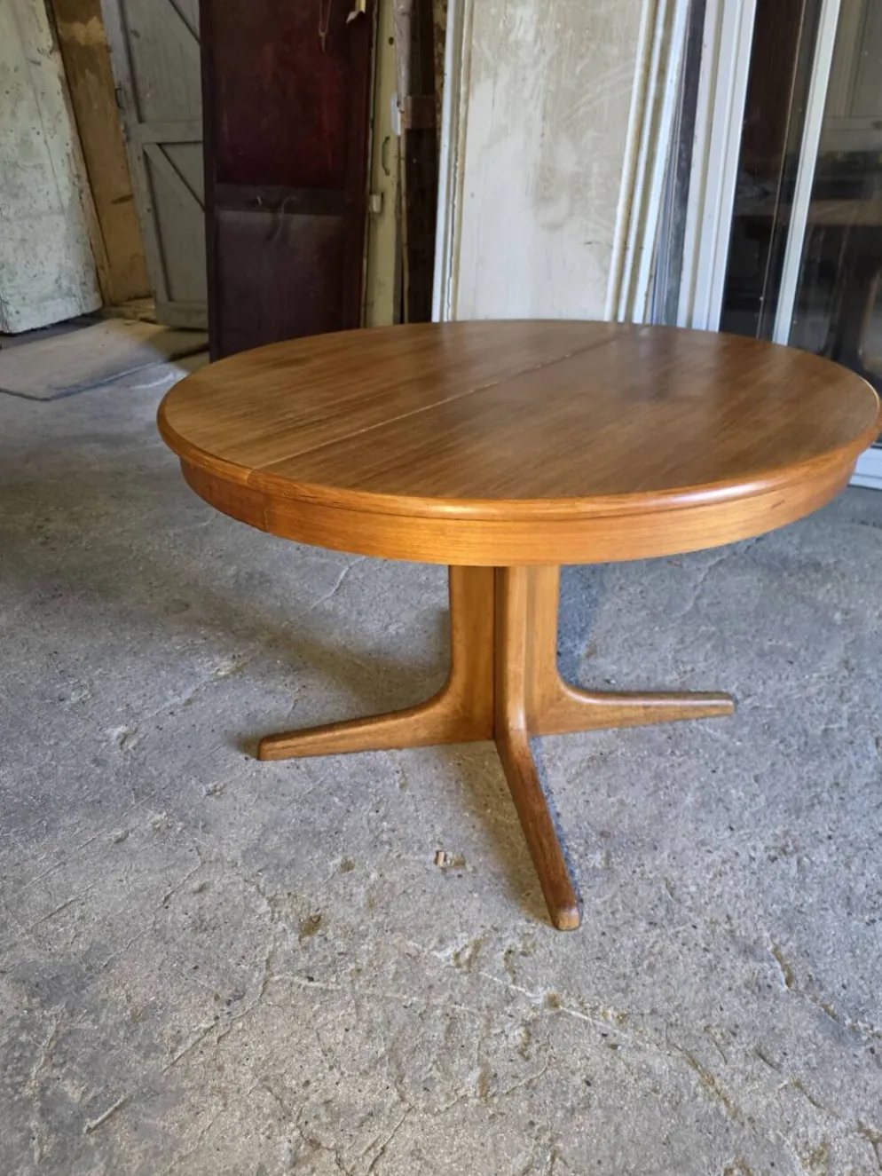 Table extensible Baumann en teck des années 60, (2 rallonges)