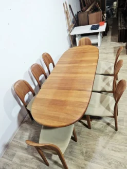Table extensible + 8 chaises / Holstebro Møbelfabrik / Teck / Danemark / 1970
