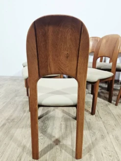 Table extensible + 8 chaises / Holstebro Møbelfabrik / Teck / Danemark / 1970