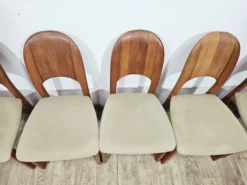 Table extensible + 8 chaises / Holstebro Møbelfabrik / Teck / Danemark / 1970