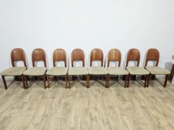 Table extensible + 8 chaises / Holstebro Møbelfabrik / Teck / Danemark / 1970