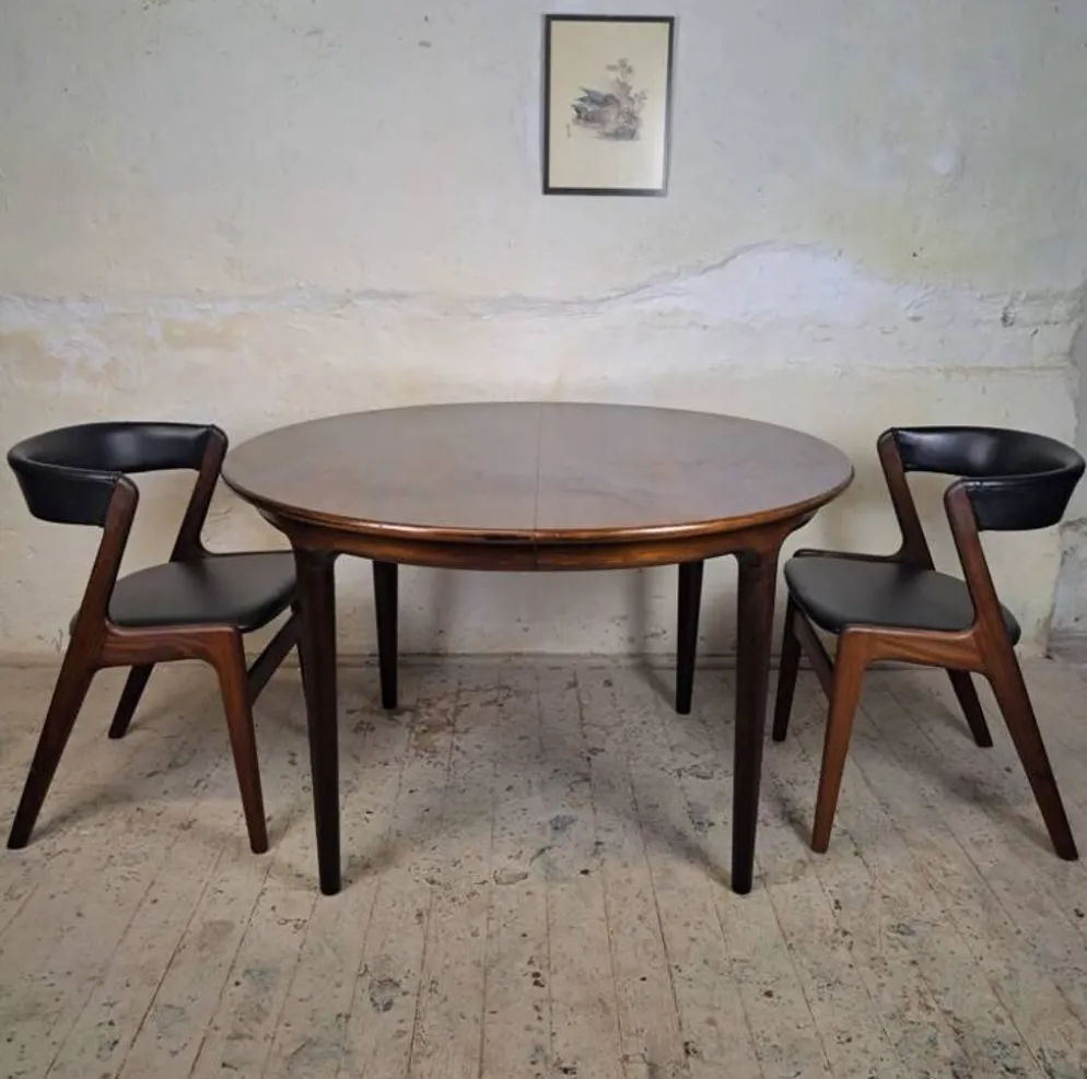 Table extensible en bois de rose, conçue par J. Andersen, Danemark, années 1960.