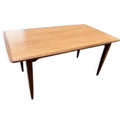 Table extensible en teck