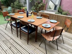 Table extensible en teck