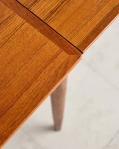 Table extensible en teck par Poul Hundevad, Danemark