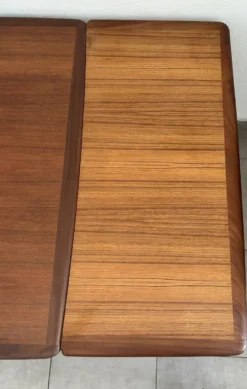 Table extensible en teck type scandinave/danoise, Ligne Roset, années 60