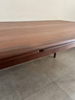 Table extensible en teck type scandinave/danoise, Ligne Roset, années 60