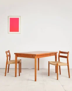 Table extensible par Henning Kjærnulf pour Vejle Stole, années 1960