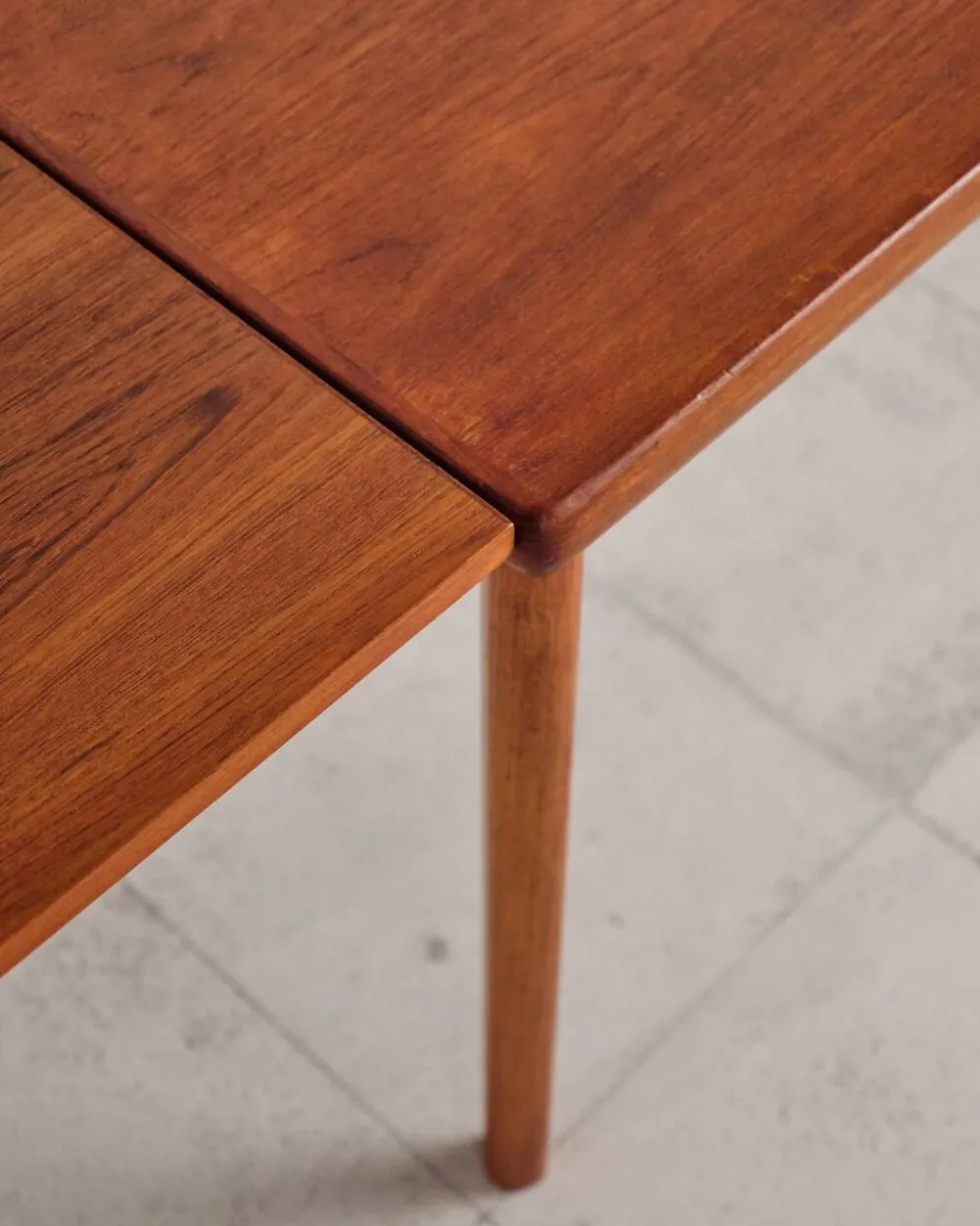 Table extensible par Henning Kjærnulf pour Vejle Stole, années 1960