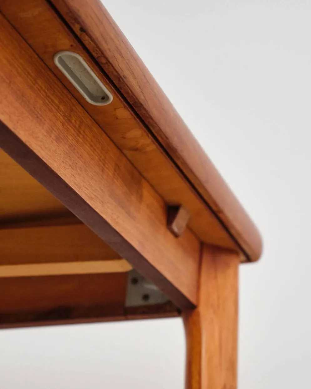 Table extensible par Henning Kjærnulf pour Vejle Stole, années 1960