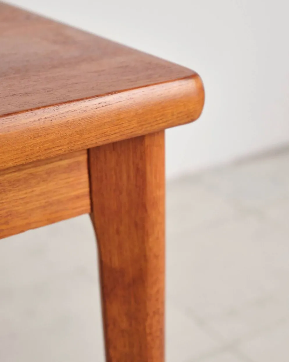 Table extensible par Henning Kjærnulf pour Vejle Stole, années 1960