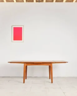 Table extensible par Svend Aage Madsen pour K. Knudsen & Søn