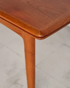Table extensible par Svend Aage Madsen pour K. Knudsen & Søn
