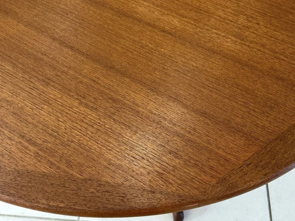 Table extensible Teck par Niels Otto Moller Danemark 1960