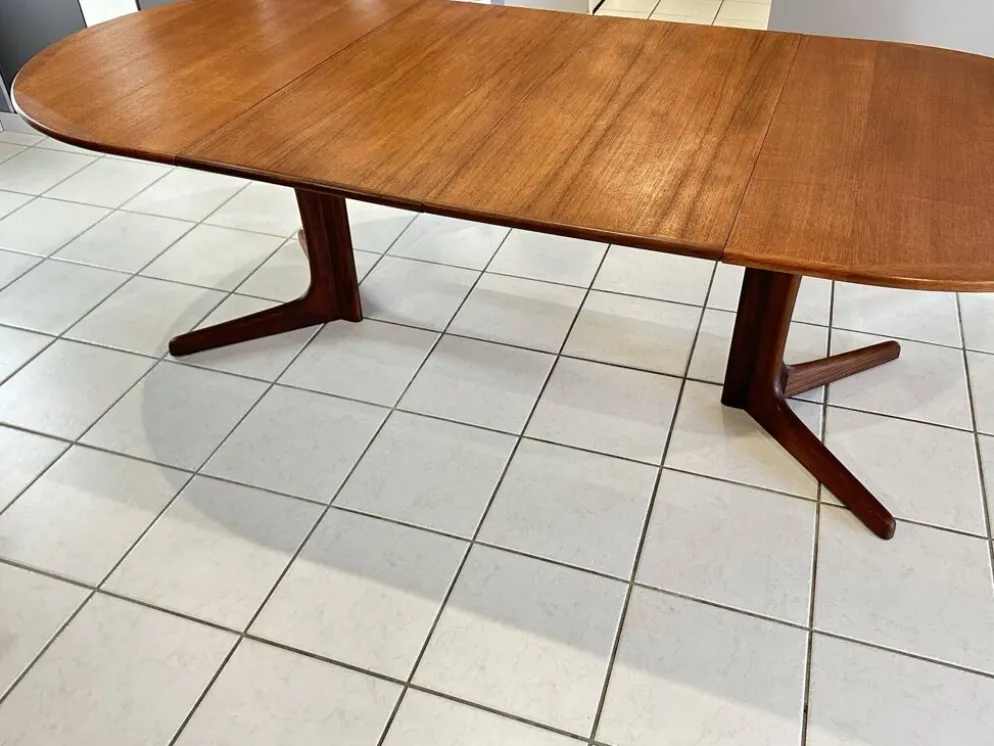 Table extensible Teck par Niels Otto Moller Danemark 1960